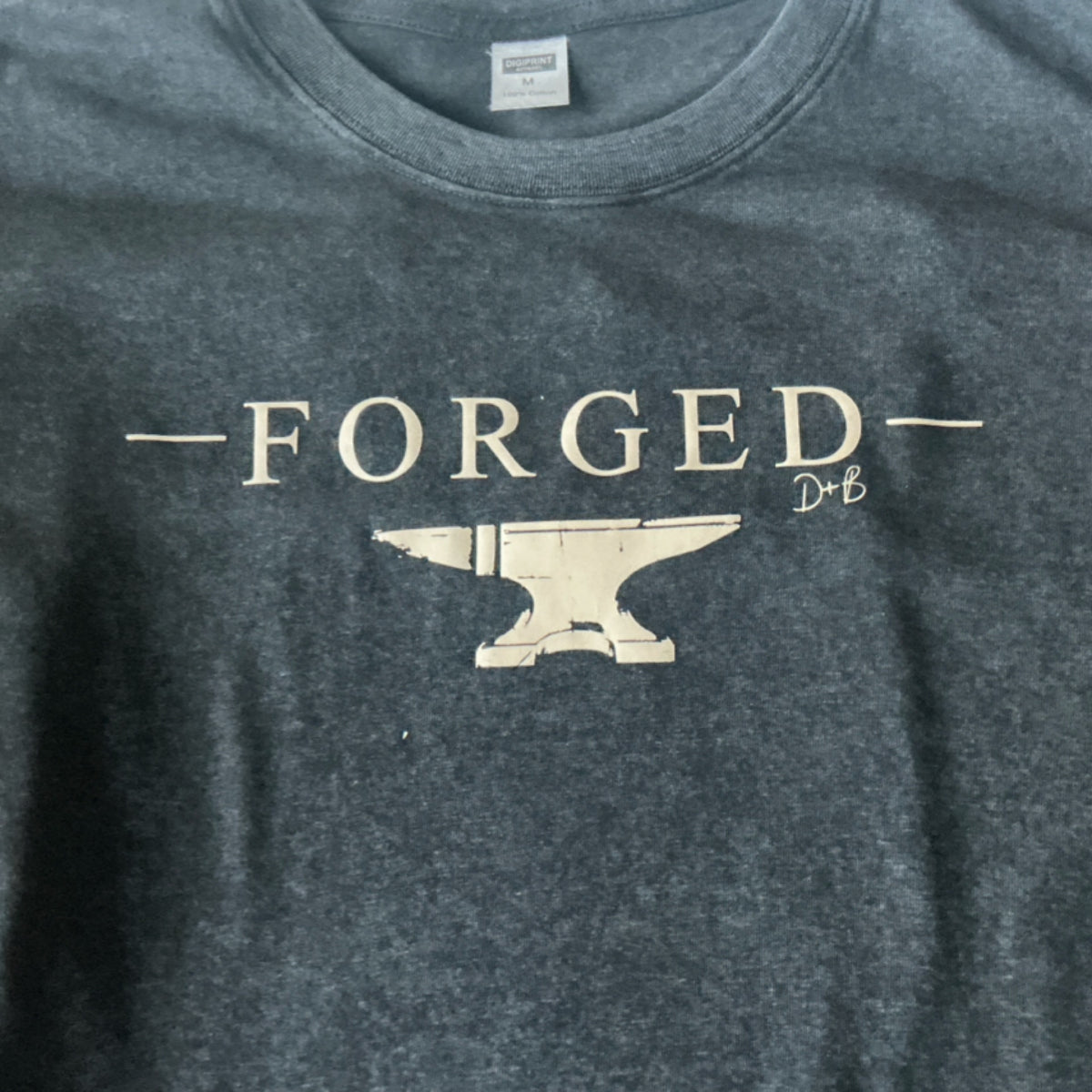 T-shirt Forged black acid