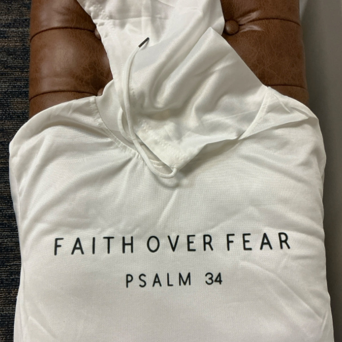 Hoodie - white - Faith over fear