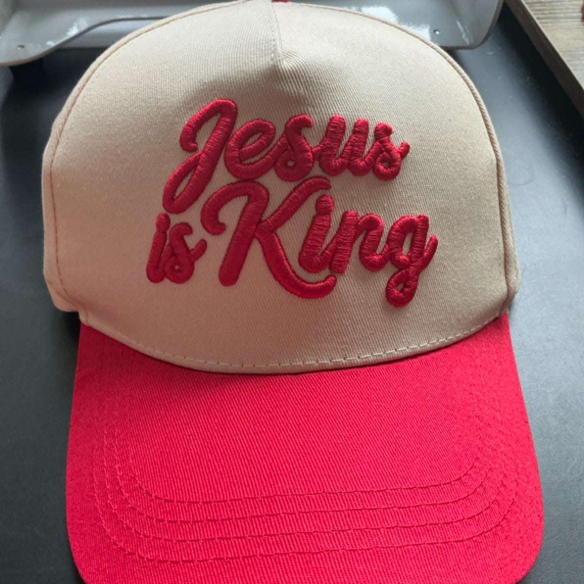Trucker/ baseball hat - Jesus is King