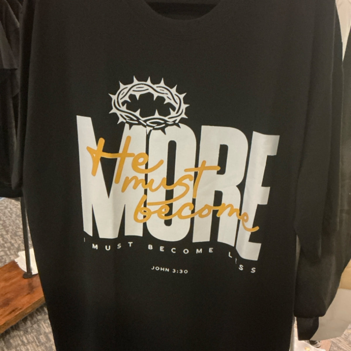 T-Shirt - He must become more - Black