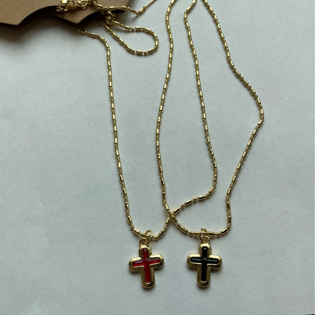 Necklace - small cross gold red or green center of the cross