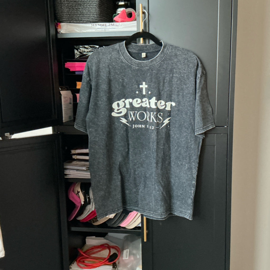 T-shirt - Greater works - Acid wash black