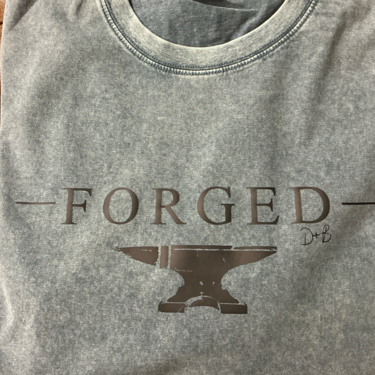 T-shirt Forged grey acid wash