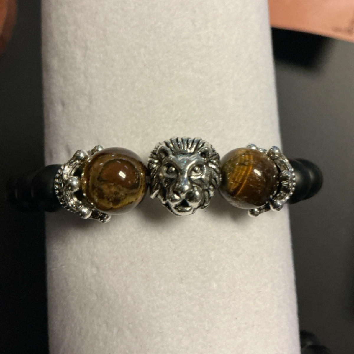 Bracelet beads lion