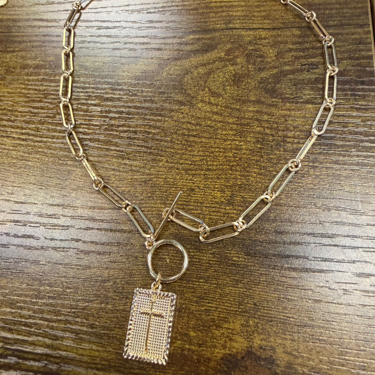 Block necklace with cross